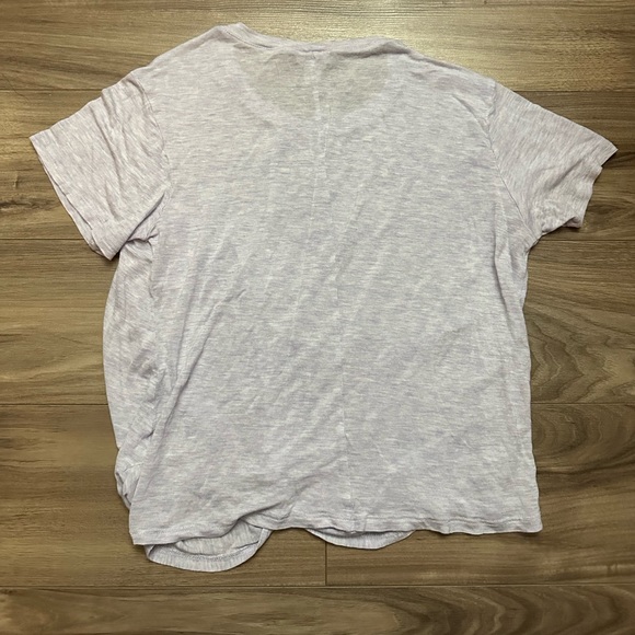 Hinge Knot T-Shirt - Picture 2 of 6